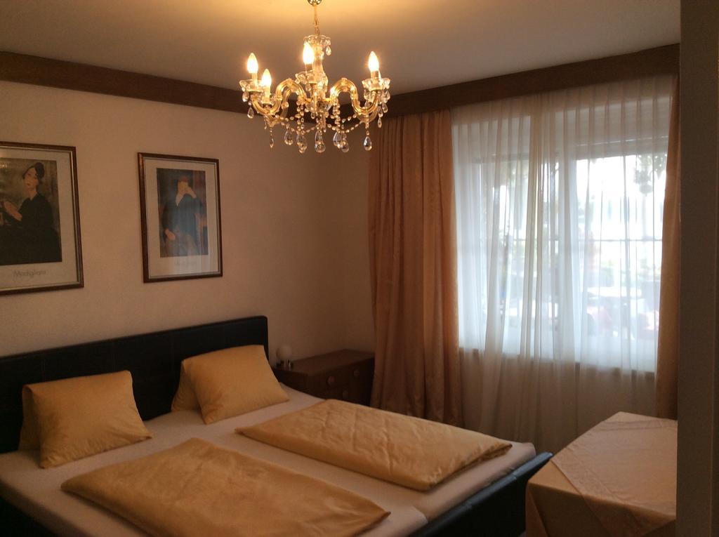 Villa Desiree - Hotel Garni - Adults Only Villach Exterior foto