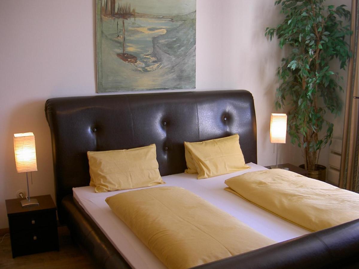 Villa Desiree - Hotel Garni - Adults Only Villach Habitación foto